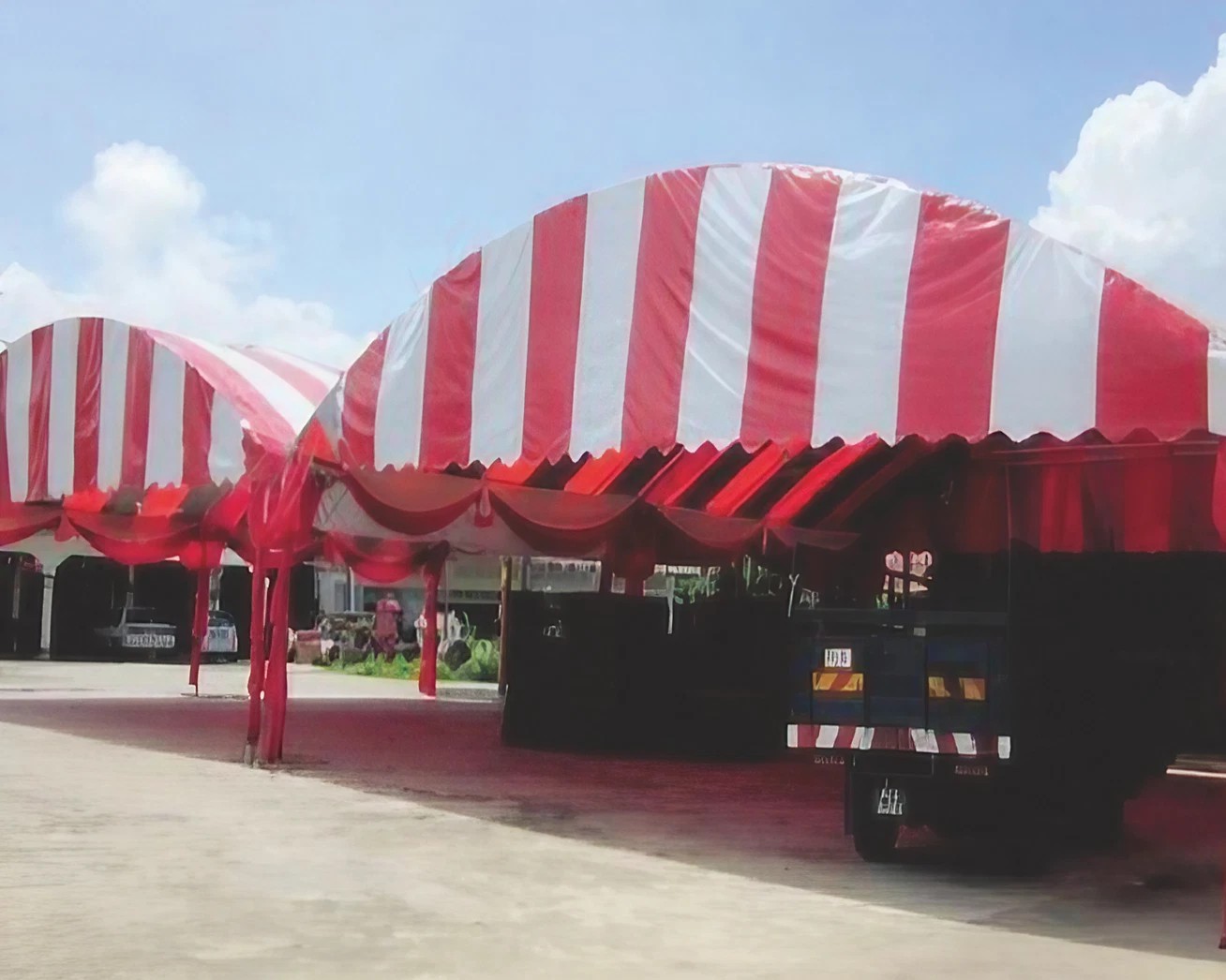 Halfmoon Canopy Striping Line